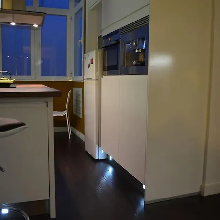 Casa Nanonu, Piso De Lujo 3dormitorios 2banos, En Casco Historico *