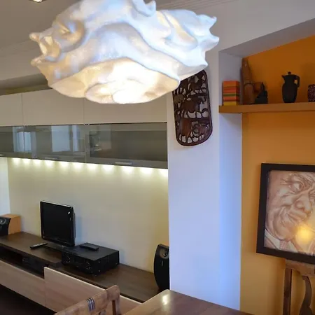 Casa Nanonu, Piso De Lujo 3dormitorios 2banos, En Casco Historico Apartment